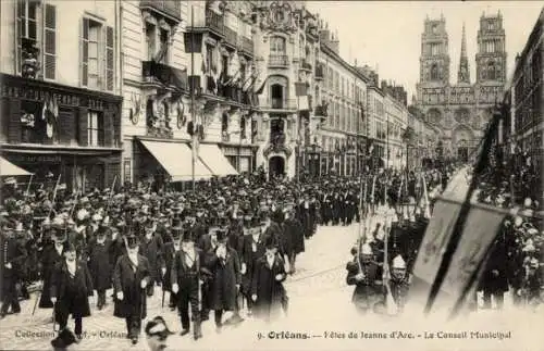 Ak Orléans Loiret, Parade, Menschenmenge, Feste, Jeanne d'Arc, Stadtansicht