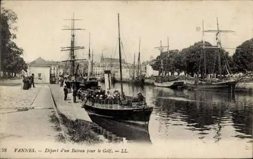 Ak Vannes Morbihan, Schiff im Hafen, Abfahrt nach Golf, Stadtansicht, Menschen am Wasser