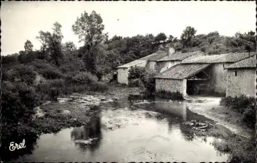 Ak Romagne Vienne, Landschaft mit Wasserlauf, Gebäude im Hintergrund, Bäume, Natur