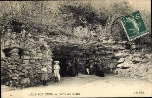 Ak Arcy sur Cure Yonne, Grotteneingang