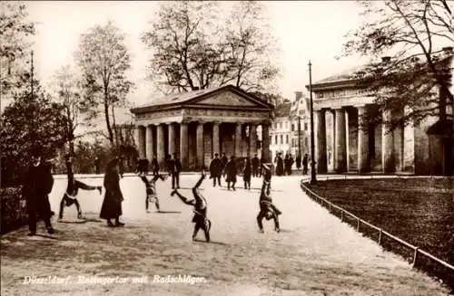 Ak Düsseldorf am Rhein, Ratingertor, Radschläger