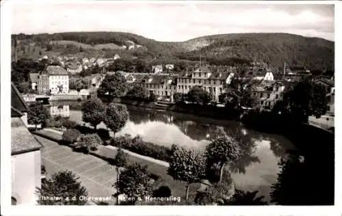 Ak Bad Karlshafen an der Weser, Blick auf  Weser, Berge im Hintergrund, ruhiges Gewässer