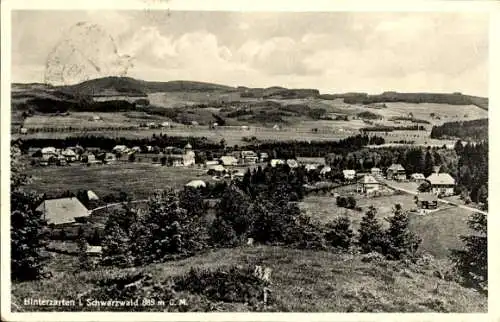 Ak Hinterzarten im Schwarzwald, Blick auf  Schwarzwald, Landschaft mit Hügeln, Häusern, Wäldern
