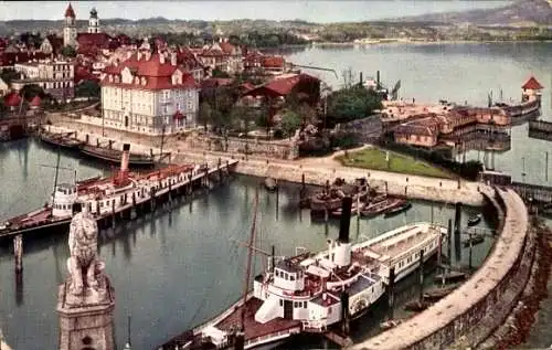 Ak Lindau am Bodensee Schwaben, Hafenansicht, Leuchtturm, Römerschanze, Fischerboote, schöne Alts