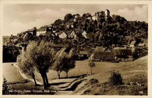 Ak Egloffstein Fränkische Schweiz, Blick auf  Burgen, Häuser, Landschaft, Malerwinkel