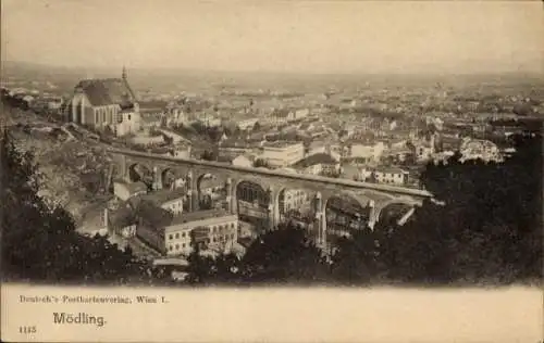 Ak Mödling in Niederösterreich, Landschaftsaufnahme, Viadukt, Kirche, Stadtansicht