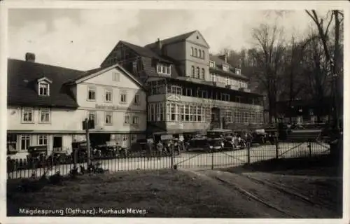 Ak Mägdesprung Harzgerode am Harz, Kurhaus Meves,   Gebäude, Autos, Menschen