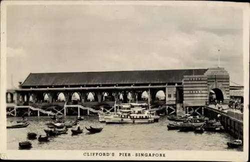 Ak Singapore Singapur , Clifford's Pier, Hafen, Schiffe,  Architektur