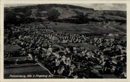 Ak Peissenberg Peißenberg in Oberbayern, Luftaufnahme von  zahlreiche Häuser und Bäume