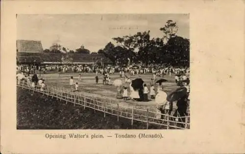 Ak Manado Menado Indonesia, Opening Walter's plein, Tondano