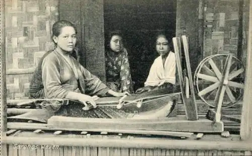 Ak Indonesien, Frauen bei der Arbeit, Asiatische Tracht