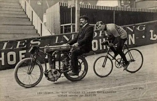 Ak Radrennsport, Radrennfahrer, Steher und Trainer, Simar, Bertin, Schrittmacher, Motorrad