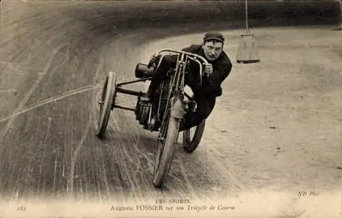 Ak Motorrennsport, Rennfahrer Auguste Fossier auf dreirädrigem Renn-Motorrad