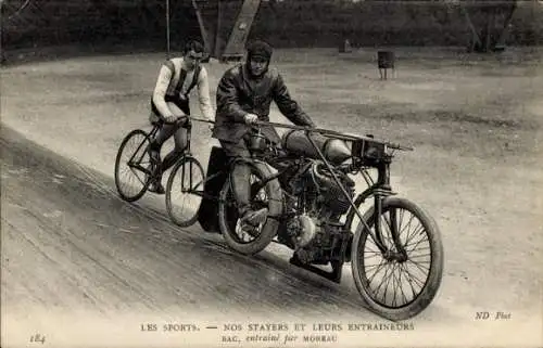 Ak Radrennsport, Radrennfahrer, Steher und Trainer, Bac, Moreau, Schrittmacher, Motorrad