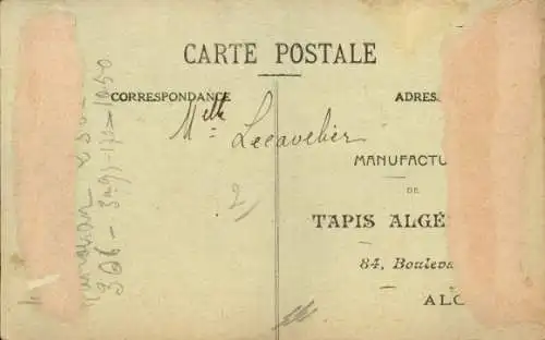 Ak Algerien, junges Mädchen am Teppich Webstuhl