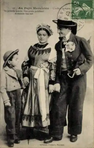 Ak Frankreich, Familie in Tracht