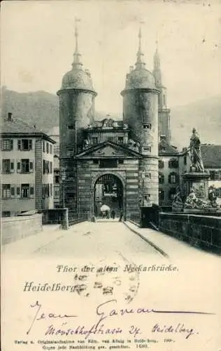 Ak Heidelberg am Neckar, Thor der alten Neckarbrücke, historische Brücke, alte Gebäude, Statue