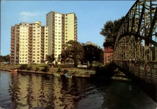 Ak Berlin Reinickendorf Tegel, Hochhäuser, Tegeler See, Sechserbrücke, Wasserreflexion