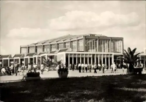 Ak Berlin Lichtenberg Friedrichsfelde, Tierpark Berlin, Alfred Brehm Haus