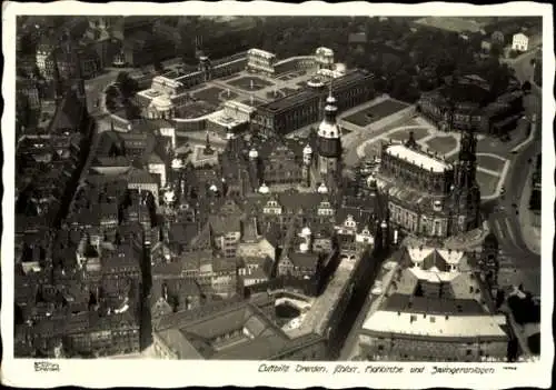 Ak Dresden Altstadt, Fliegeraufnahme, Schloss, Hofkirche, Zwingeranlagen, Hahn 10729