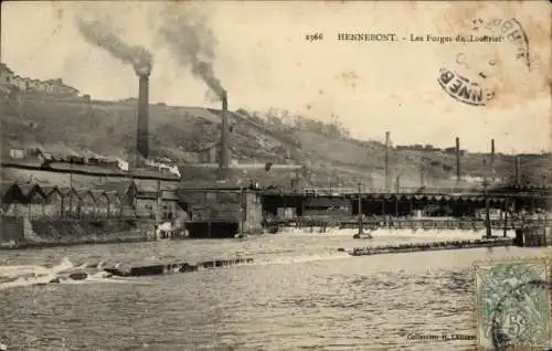 Ak Hennebont Morbihan, Industriegebäude, Schornsteine, Fluss,  