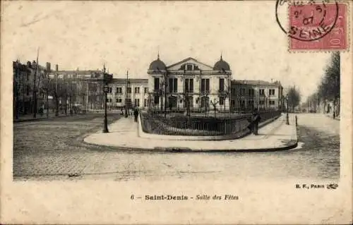CPA Saint-Denis Seine-Saint-Denis, Salle des Fêtes