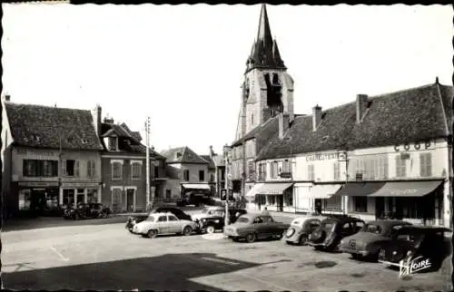Ak Pont sur Yonne, Place Eugene Petite, Kirche