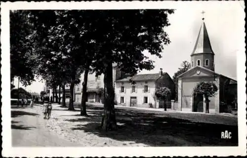 Ak Nantiat Haute Vienne, Place de l'Eglise