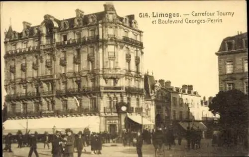 Ak Limoges Haute Vienne, Historisches Gebäude, Carrefour Tourny, Boulevard Georges-Perrin, Mensch