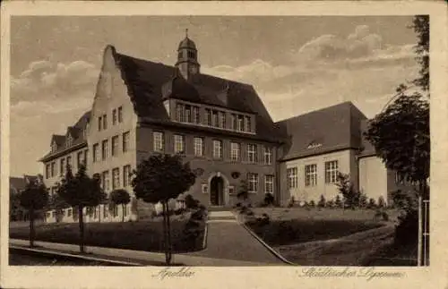 Ak Apolda in Thüringen, Städtisches Lyzeum, Gebäude mit Türmen, Gartenanlage