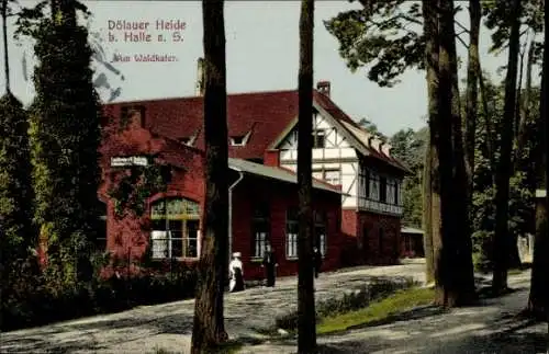Ak Dölauer Heide Halle an der Saale, Farbfoto eines Gebäudes, Waldansicht, Menschen am Weg