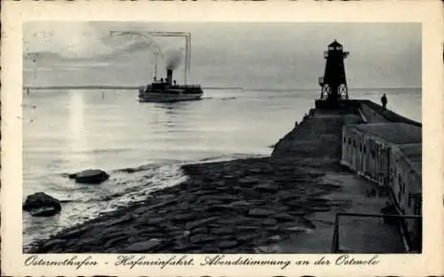 Ak Świnoujście Swinemünde Pommern, Abendstimmung an der Ostmole, Leuchtturm