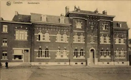 Ak Landen Flandern Flämisch Brabant, Gebäude Gendarmerie,  Architektur, Schwarz-Weiß-Foto