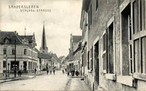 Ak Sandersleben in Anhalt,  Schlossstraße,  Stadtansicht, Straßenansicht