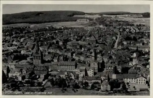 Ak Völklingen im Saarland, Luftaufnahme von  als , schwarz-weiß, ca. 1939