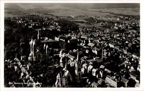 Ak Bad Homburg vor der Höhe Hessen, Luftaufnahme von  viele Gebäude, Stadtansicht