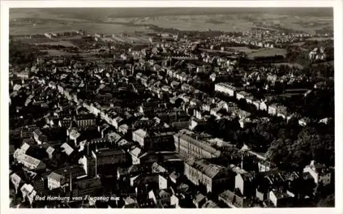 Ak Bad Homburg vor der Höhe Hessen, Luftaufnahme von  Stadtansicht, Flugzeug, Schwarz-Weiß-Fotogr