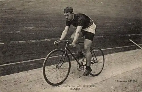 Ak Radrennfahrer Danjou, französischer Sprinter, auf der Radrennbahn