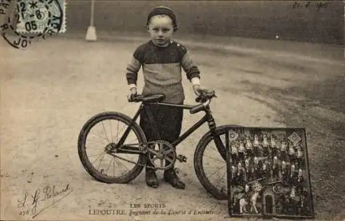 Ak Radrennfahrer Lepoutre, Sieger des Kinderrennens, Junge mit Kinderfahrrad