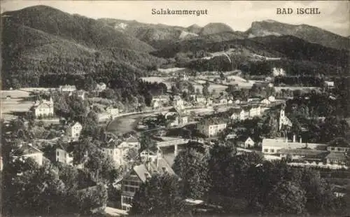 Ak Bad Ischl in Oberösterreich, Panoramablick über  Berge, Fluss, Architektur