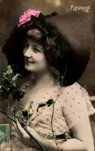 Ak Variete-Darstellerin Fleuron, Porträt