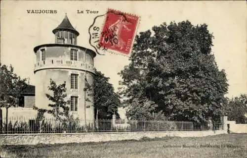 Ak Vaujours Seine Saint Denis, Turmgebäude, Garten, Post-Stempel, Text auf Französisch