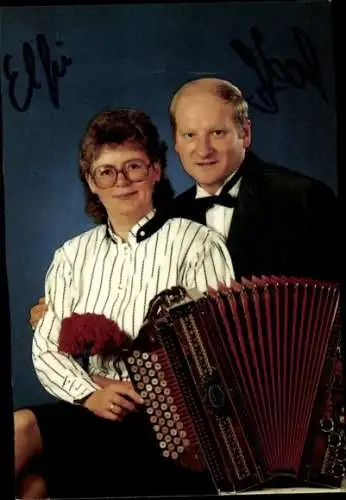 Autogrammkarte Weiler Dreiländereck Duo Karl und Elfie mit Akkordeon, Autogramm