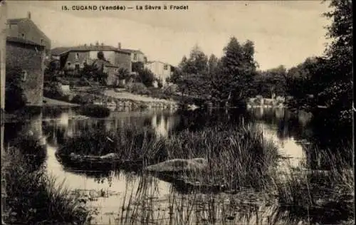 Ak Hucheloup Cugand Vendée, Landschaft mit Wasser, Bäume, Gebäude, ruhiges Gewässer, reflektieren