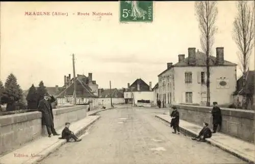 Ak Meaulne Allier, Route Nationale