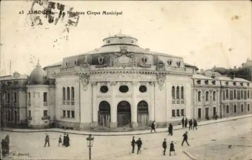 Ak Limoges Haute Vienne, Nouvelle Cirque Municipal,  Architektur, Stadtansicht, Menschen auf der 