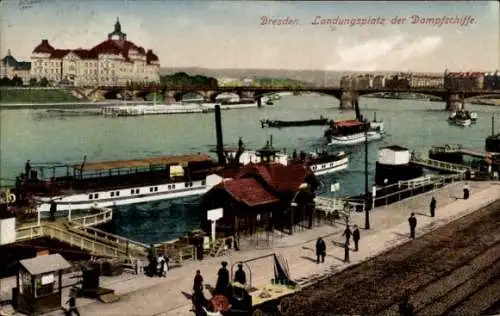 Ak Dresden Altstadt,  Landungsplatz der Dampfschiffe, Dampfer, Brücke, Personen, Wasser