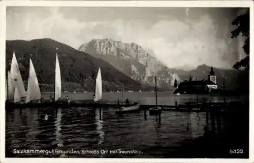 Ak Gmunden am Traunsee Salzkammergut Oberösterreich, Schloss Ort, Traunstein, Segelboote, Salzkam