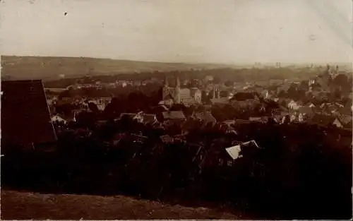 Ak Gernrode Quedlinburg im Harz, Luftaufnahme von  mehrstöckige Gebäude, ländliche Umgebung