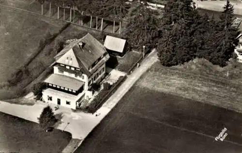 Ak Titisee Neustadt im Breisgau Hochschwarzwald, Luftbild von Haus Severin, ruhige Lage, 1 Min. v